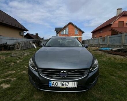 Серый Вольво С60, объемом двигателя 1.97 л и пробегом 195 тыс. км за 12300 $, фото 1 на Automoto.ua