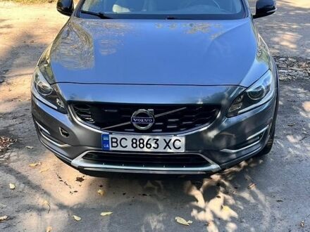 Серый Вольво С60, объемом двигателя 2.5 л и пробегом 191 тыс. км за 16300 $, фото 1 на Automoto.ua