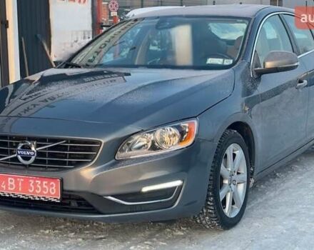 Серый Вольво С60, объемом двигателя 2 л и пробегом 241 тыс. км за 11500 $, фото 1 на Automoto.ua