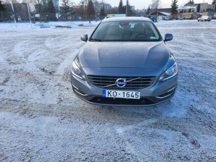 Серый Вольво С60, объемом двигателя 2 л и пробегом 241 тыс. км за 11500 $, фото 1 на Automoto.ua