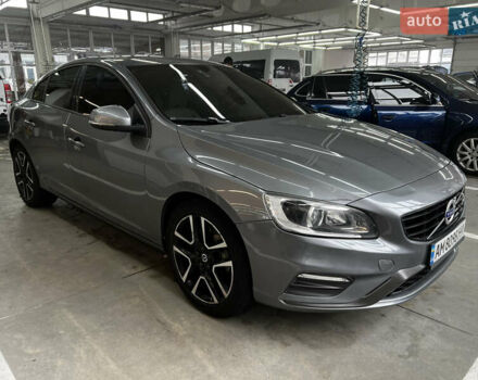 Серый Вольво С60, объемом двигателя 1.97 л и пробегом 173 тыс. км за 13500 $, фото 1 на Automoto.ua