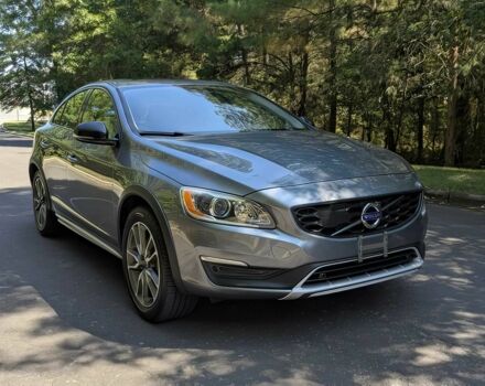 Сірий Вольво С60, об'ємом двигуна 2 л та пробігом 50 тис. км за 8500 $, фото 1 на Automoto.ua