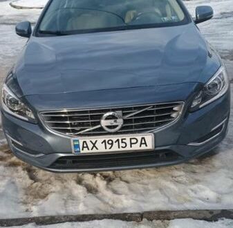 Сірий Вольво С60, об'ємом двигуна 2.52 л та пробігом 144 тис. км за 15000 $, фото 1 на Automoto.ua
