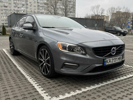 Серый Вольво С60, объемом двигателя 1.98 л и пробегом 152 тыс. км за 15400 $, фото 1 на Automoto.ua