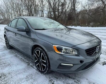 Серый Вольво С60, объемом двигателя 2 л и пробегом 88 тыс. км за 8500 $, фото 1 на Automoto.ua