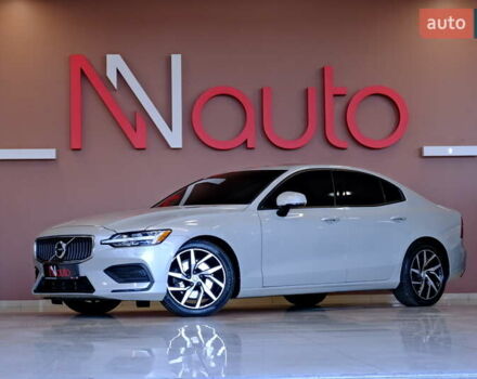 Серый Вольво С60, объемом двигателя 2 л и пробегом 97 тыс. км за 16900 $, фото 1 на Automoto.ua