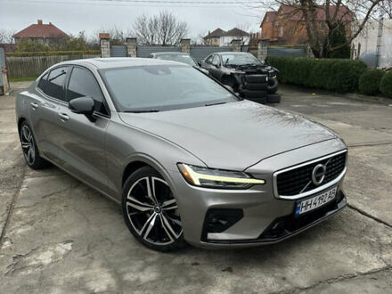 Серый Вольво С60, объемом двигателя 1.97 л и пробегом 208 тыс. км за 19800 $, фото 1 на Automoto.ua