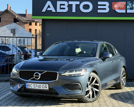 Серый Вольво С60, объемом двигателя 1.97 л и пробегом 72 тыс. км за 21900 $, фото 1 на Automoto.ua