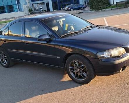 Синий Вольво С60, объемом двигателя 2.4 л и пробегом 354 тыс. км за 5500 $, фото 6 на Automoto.ua