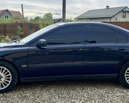 Синий Вольво С60, объемом двигателя 2.4 л и пробегом 390 тыс. км за 4500 $, фото 6 на Automoto.ua