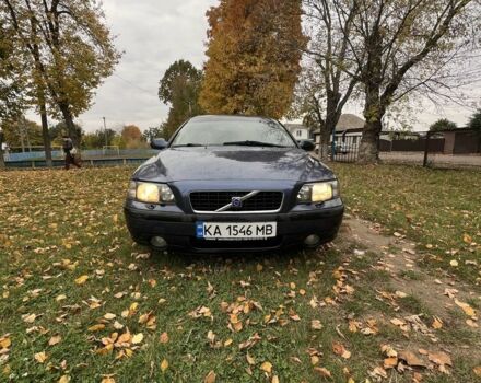 Синий Вольво С60, объемом двигателя 2.4 л и пробегом 315 тыс. км за 3900 $, фото 7 на Automoto.ua