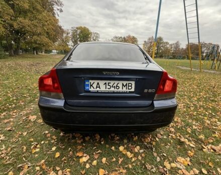 Синий Вольво С60, объемом двигателя 2.4 л и пробегом 315 тыс. км за 3900 $, фото 6 на Automoto.ua