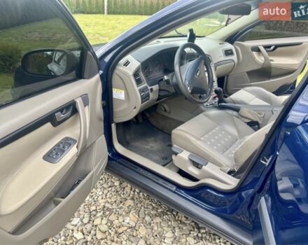 Синий Вольво С60, объемом двигателя 2.4 л и пробегом 390 тыс. км за 4500 $, фото 18 на Automoto.ua