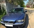 Синий Вольво С60, объемом двигателя 2.4 л и пробегом 305 тыс. км за 2600 $, фото 1 на Automoto.ua