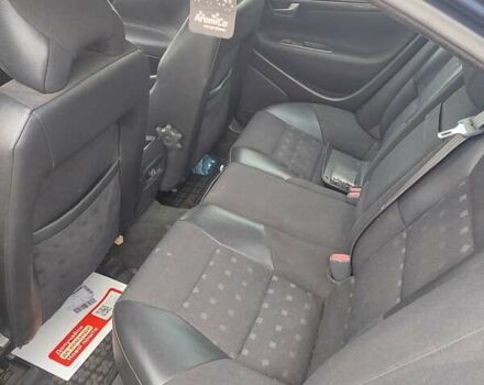 Синій Вольво С60, об'ємом двигуна 2.4 л та пробігом 305 тис. км за 4200 $, фото 1 на Automoto.ua