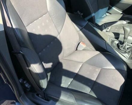 Синий Вольво С60, объемом двигателя 2.4 л и пробегом 250 тыс. км за 5000 $, фото 2 на Automoto.ua