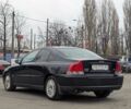 Синий Вольво С60, объемом двигателя 2.4 л и пробегом 323 тыс. км за 5700 $, фото 4 на Automoto.ua