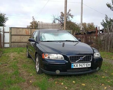 Синий Вольво С60, объемом двигателя 2.4 л и пробегом 290 тыс. км за 6450 $, фото 3 на Automoto.ua