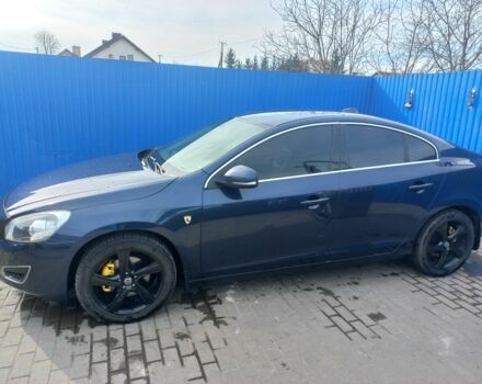 Синий Вольво С60, объемом двигателя 2 л и пробегом 225 тыс. км за 8250 $, фото 1 на Automoto.ua