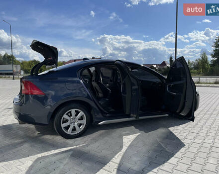 Синий Вольво С60, объемом двигателя 1.6 л и пробегом 250 тыс. км за 9000 $, фото 8 на Automoto.ua