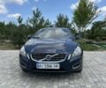 Синий Вольво С60, объемом двигателя 2.5 л и пробегом 210 тыс. км за 7900 $, фото 1 на Automoto.ua