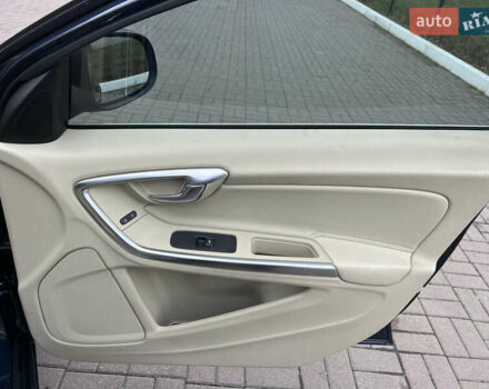 Синій Вольво С60, об'ємом двигуна 2.52 л та пробігом 261 тис. км за 7900 $, фото 14 на Automoto.ua