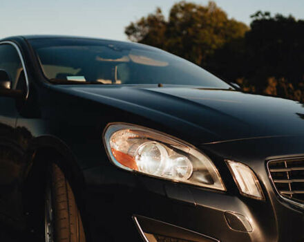 Вольво С60 2012 в Ровно на Automoto.ua Синий Вольво С60, объемом двигателя 2.5 л и пробегом 190 тыс. км за 10850 $, фото 31 на Automoto.ua