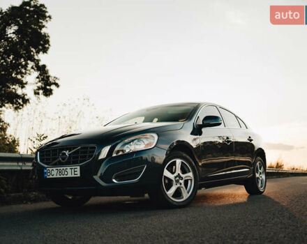 Вольво С60 2012 в Ровно на Automoto.ua Синий Вольво С60, объемом двигателя 2.5 л и пробегом 190 тыс. км за 10850 $, фото 3 на Automoto.ua