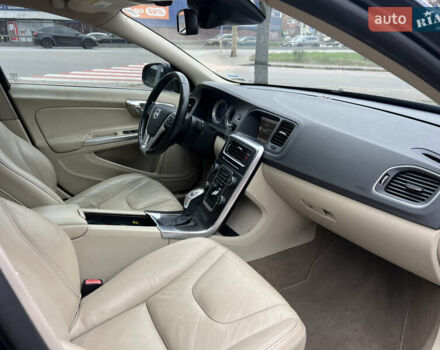 Синій Вольво С60, об'ємом двигуна 2.52 л та пробігом 261 тис. км за 7900 $, фото 17 на Automoto.ua