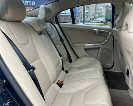 Синий Вольво С60, объемом двигателя 2.52 л и пробегом 261 тыс. км за 7800 $, фото 26 на Automoto.ua