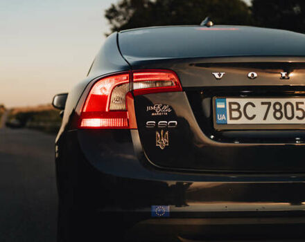 Вольво С60 2012 в Ровно на Automoto.ua Синий Вольво С60, объемом двигателя 2.5 л и пробегом 190 тыс. км за 10850 $, фото 23 на Automoto.ua