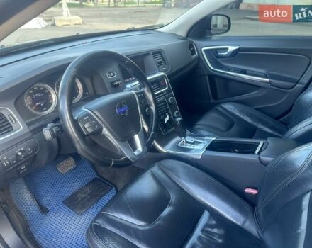 Синий Вольво С60, объемом двигателя 2.52 л и пробегом 240 тыс. км за 7700 $, фото 10 на Automoto.ua
