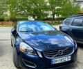 Синій Вольво С60, об'ємом двигуна 2.5 л та пробігом 205 тис. км за 10000 $, фото 1 на Automoto.ua
