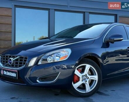 Вольво С60 2013 в Ровно на Automoto.ua Синий Вольво С60, объемом двигателя 1.97 л и пробегом 181 тыс. км за 10400 $, фото 1 на Automoto.ua