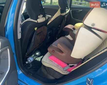 Синій Вольво С60, об'ємом двигуна 1.98 л та пробігом 122 тис. км за 14900 $, фото 7 на Automoto.ua