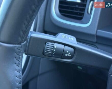 Вольво С60 2013 в Ровно на Automoto.ua Синий Вольво С60, объемом двигателя 1.97 л и пробегом 181 тыс. км за 10400 $, фото 33 на Automoto.ua