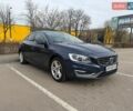 Синий Вольво С60, объемом двигателя 2.52 л и пробегом 262 тыс. км за 10900 $, фото 1 на Automoto.ua