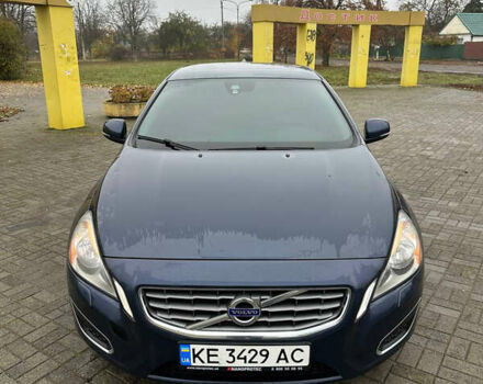 Синий Вольво С60, объемом двигателя 2.5 л и пробегом 260 тыс. км за 9999 $, фото 3 на Automoto.ua