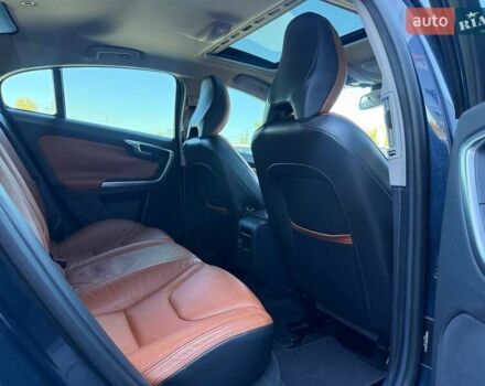 Вольво С60 2013 в Ровно на Automoto.ua Синий Вольво С60, объемом двигателя 1.97 л и пробегом 181 тыс. км за 10400 $, фото 52 на Automoto.ua