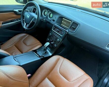 Вольво С60 2013 в Ровно на Automoto.ua Синий Вольво С60, объемом двигателя 1.97 л и пробегом 181 тыс. км за 10400 $, фото 61 на Automoto.ua