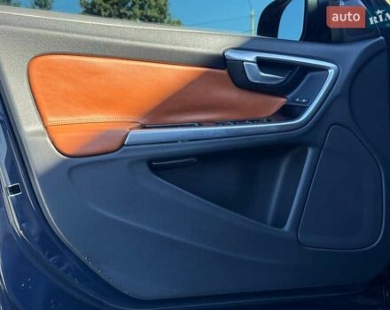 Вольво С60 2013 в Ровно на Automoto.ua Синий Вольво С60, объемом двигателя 1.97 л и пробегом 181 тыс. км за 10400 $, фото 19 на Automoto.ua