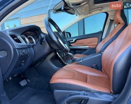 Вольво С60 2013 в Ровно на Automoto.ua Синий Вольво С60, объемом двигателя 1.97 л и пробегом 181 тыс. км за 10400 $, фото 24 на Automoto.ua