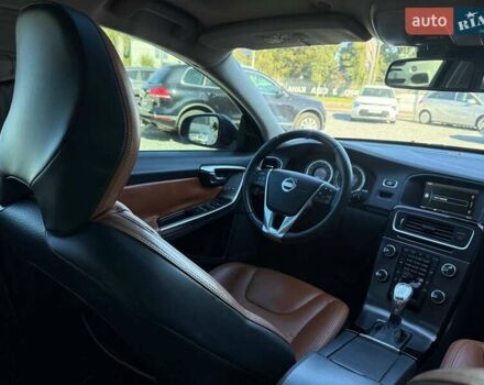 Вольво С60 2013 в Ровно на Automoto.ua Синий Вольво С60, объемом двигателя 1.97 л и пробегом 181 тыс. км за 10400 $, фото 49 на Automoto.ua