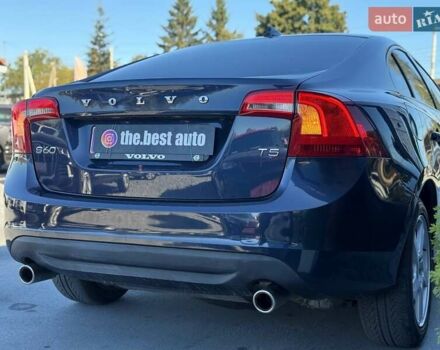 Вольво С60 2013 в Ровно на Automoto.ua Синий Вольво С60, объемом двигателя 1.97 л и пробегом 181 тыс. км за 10400 $, фото 8 на Automoto.ua