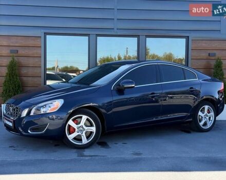 Вольво С60 2013 в Ровно на Automoto.ua Синий Вольво С60, объемом двигателя 1.97 л и пробегом 181 тыс. км за 10400 $, фото 2 на Automoto.ua