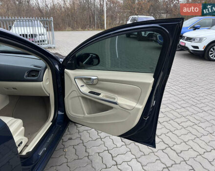 Синий Вольво С60, объемом двигателя 2.5 л и пробегом 206 тыс. км за 9990 $, фото 27 на Automoto.ua