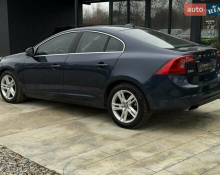 Синий Вольво С60, объемом двигателя 2 л и пробегом 131 тыс. км за 13999 $, фото 3 на Automoto.ua