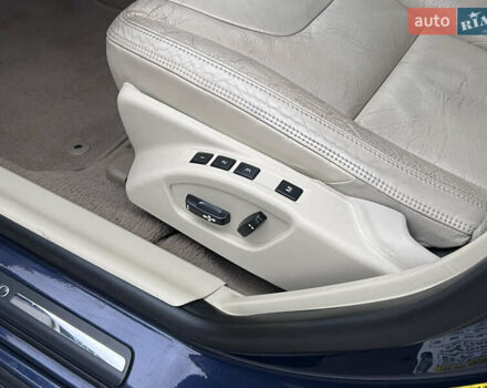 Синий Вольво С60, объемом двигателя 2.5 л и пробегом 206 тыс. км за 9990 $, фото 15 на Automoto.ua