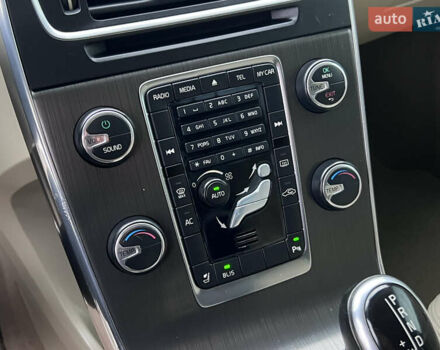 Синий Вольво С60, объемом двигателя 2.5 л и пробегом 206 тыс. км за 9990 $, фото 23 на Automoto.ua