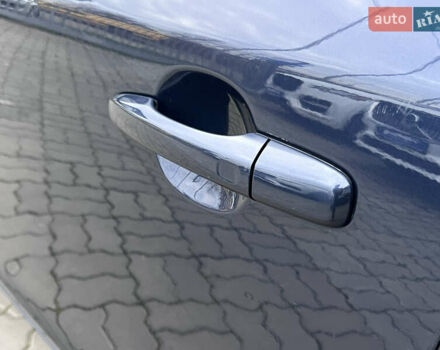 Синий Вольво С60, объемом двигателя 2.5 л и пробегом 206 тыс. км за 9990 $, фото 10 на Automoto.ua